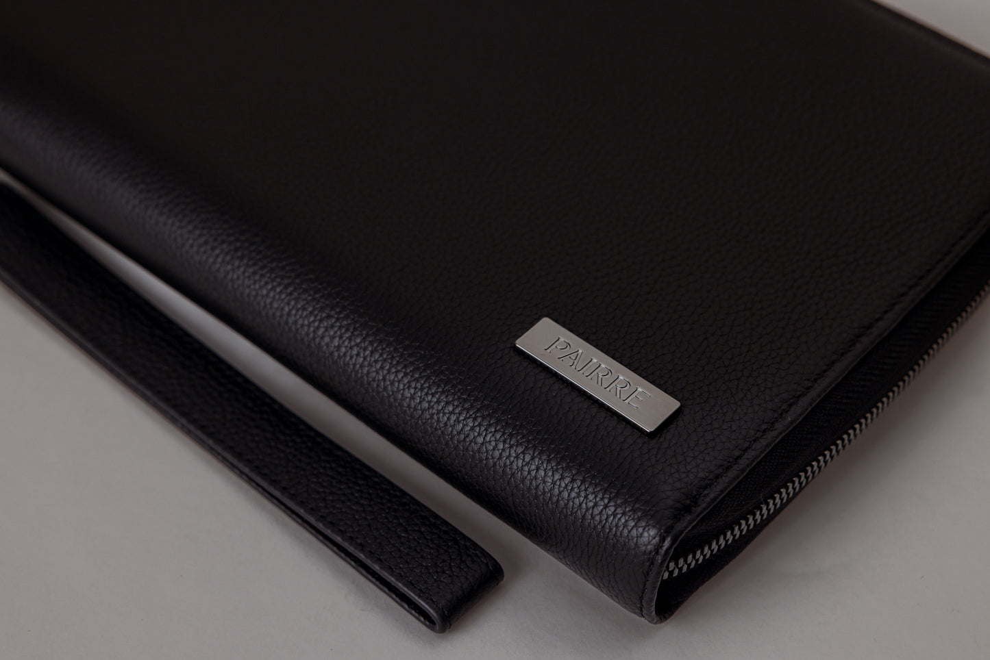 8 Person Passport Wallet